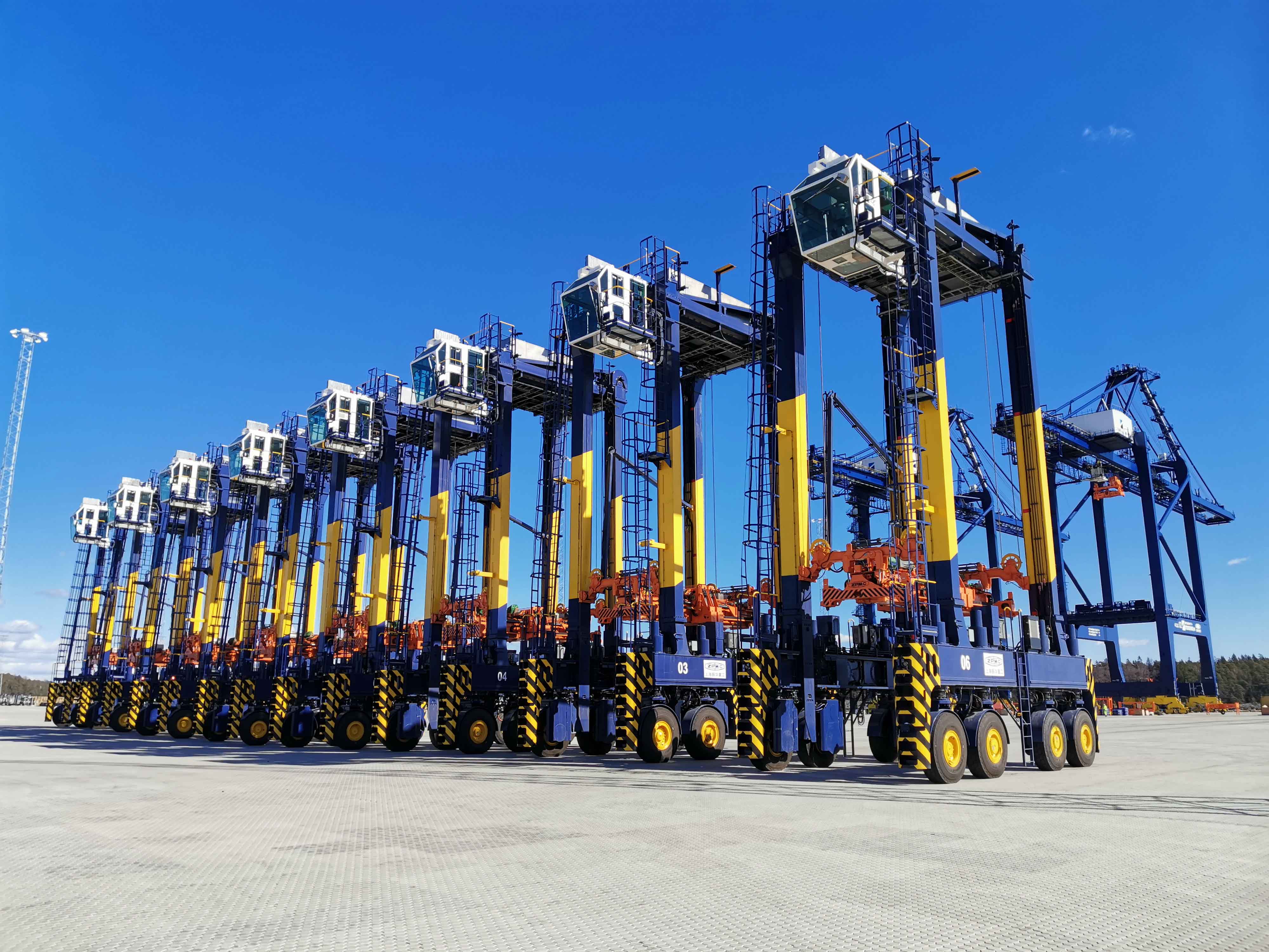 智能无人驾驶跨运车