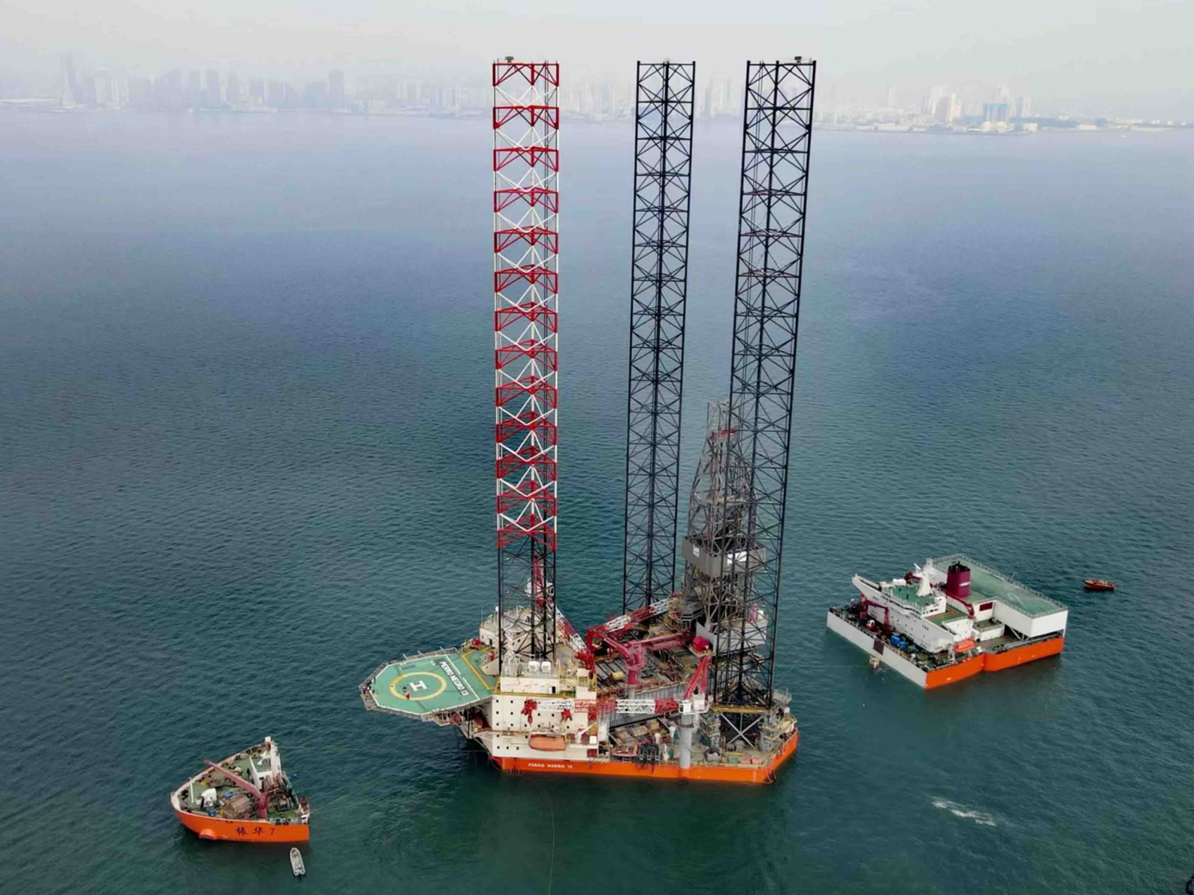 400英尺自升式钻井平台